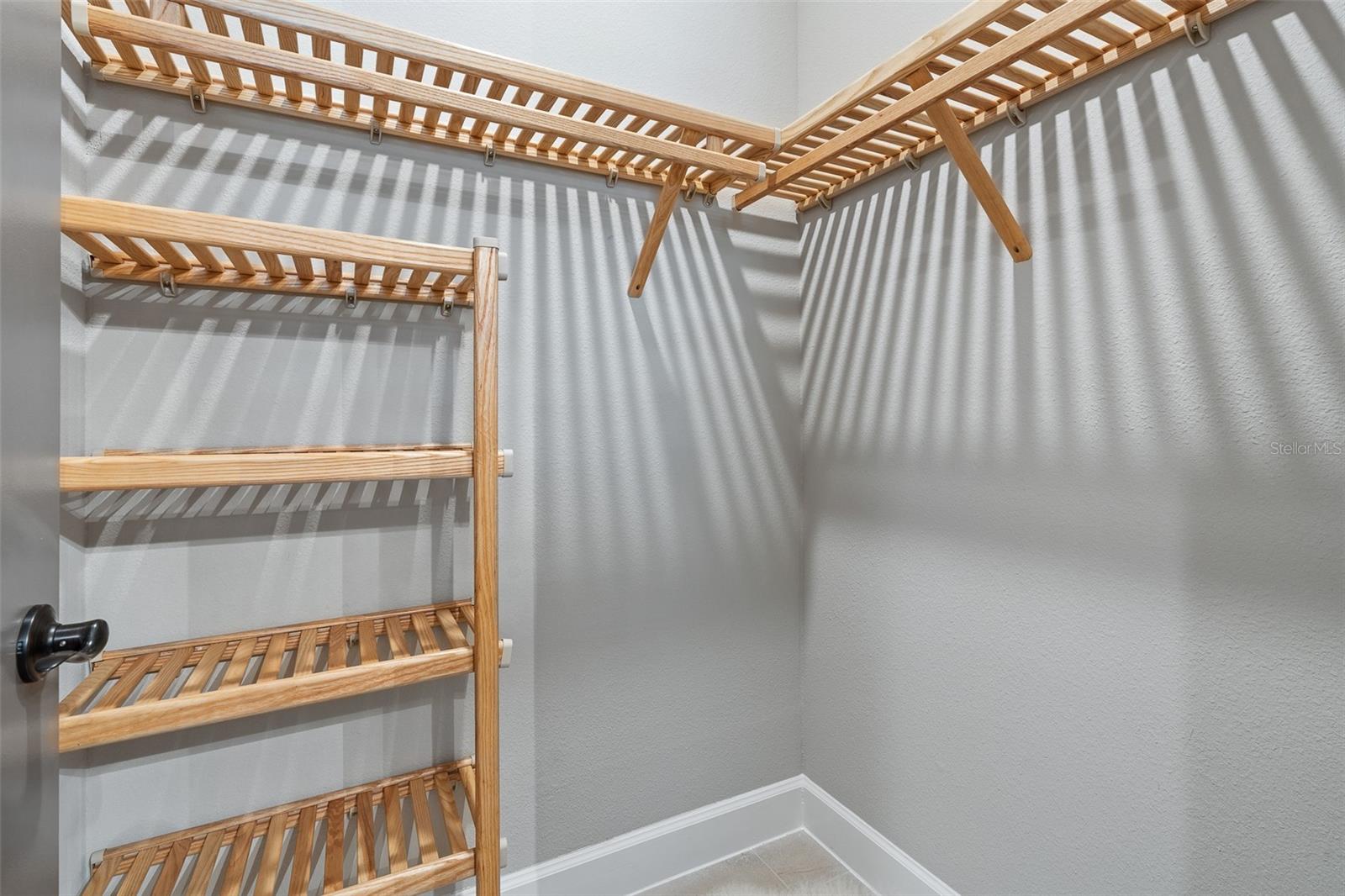 Image 67 of 99 For 264 Stirling Bridge Drive