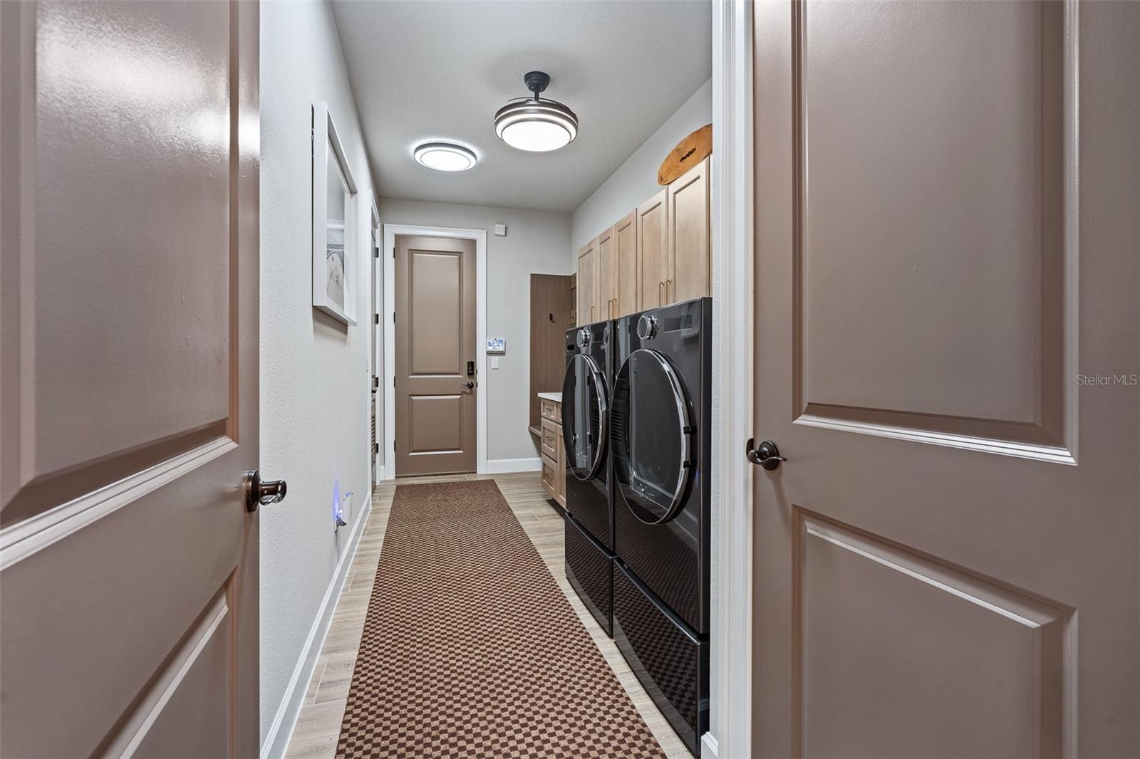 Image 68 of 99 For 264 Stirling Bridge Drive