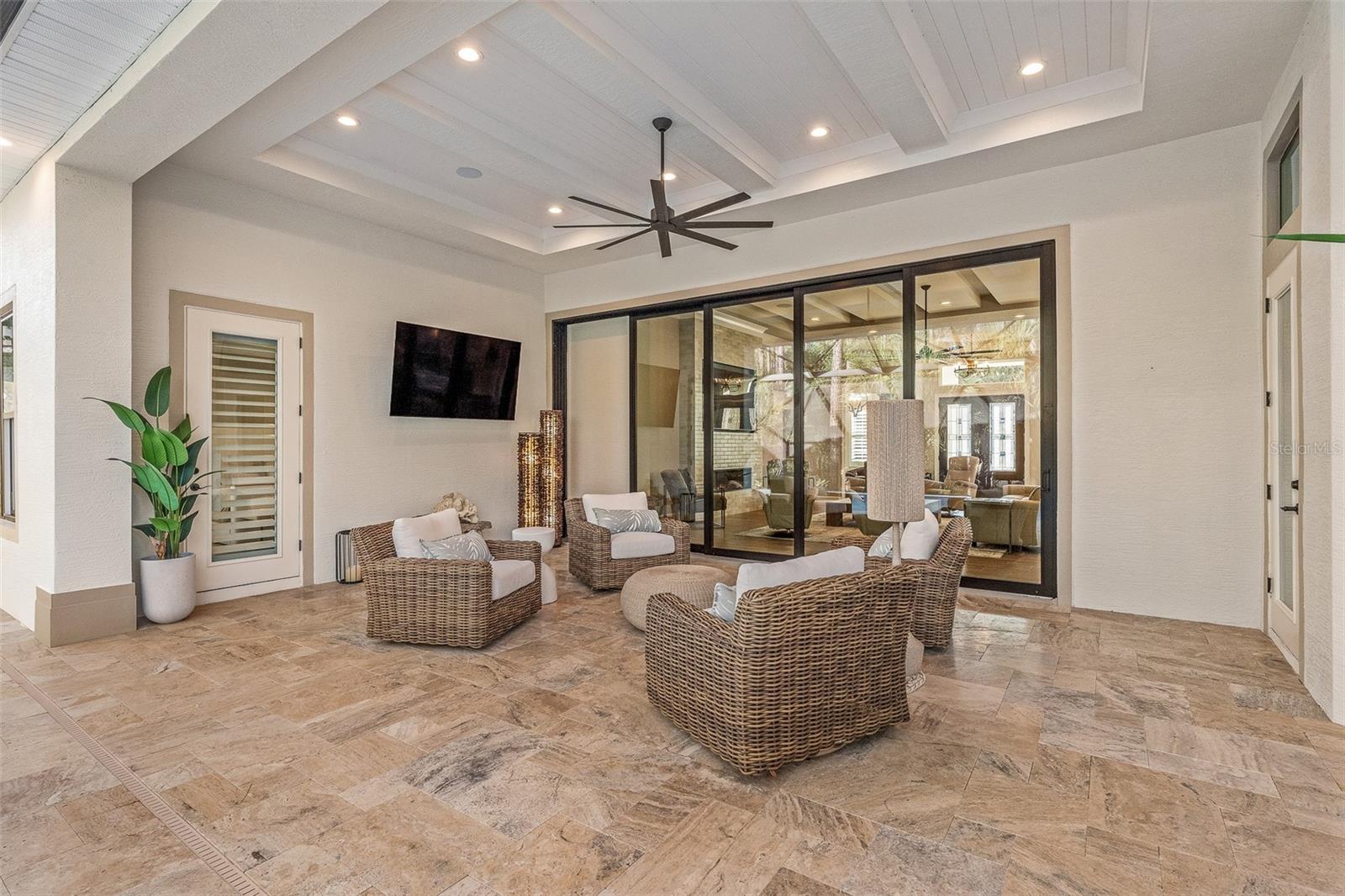 Image 71 of 99 For 264 Stirling Bridge Drive