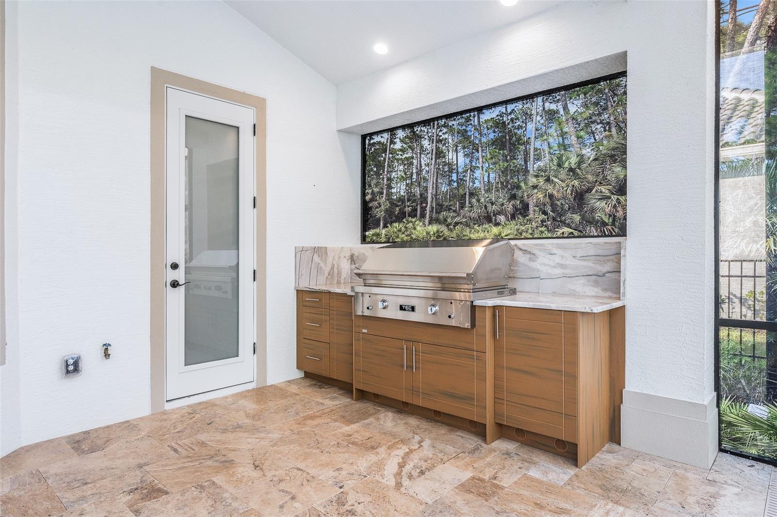 Image 73 of 99 For 264 Stirling Bridge Drive