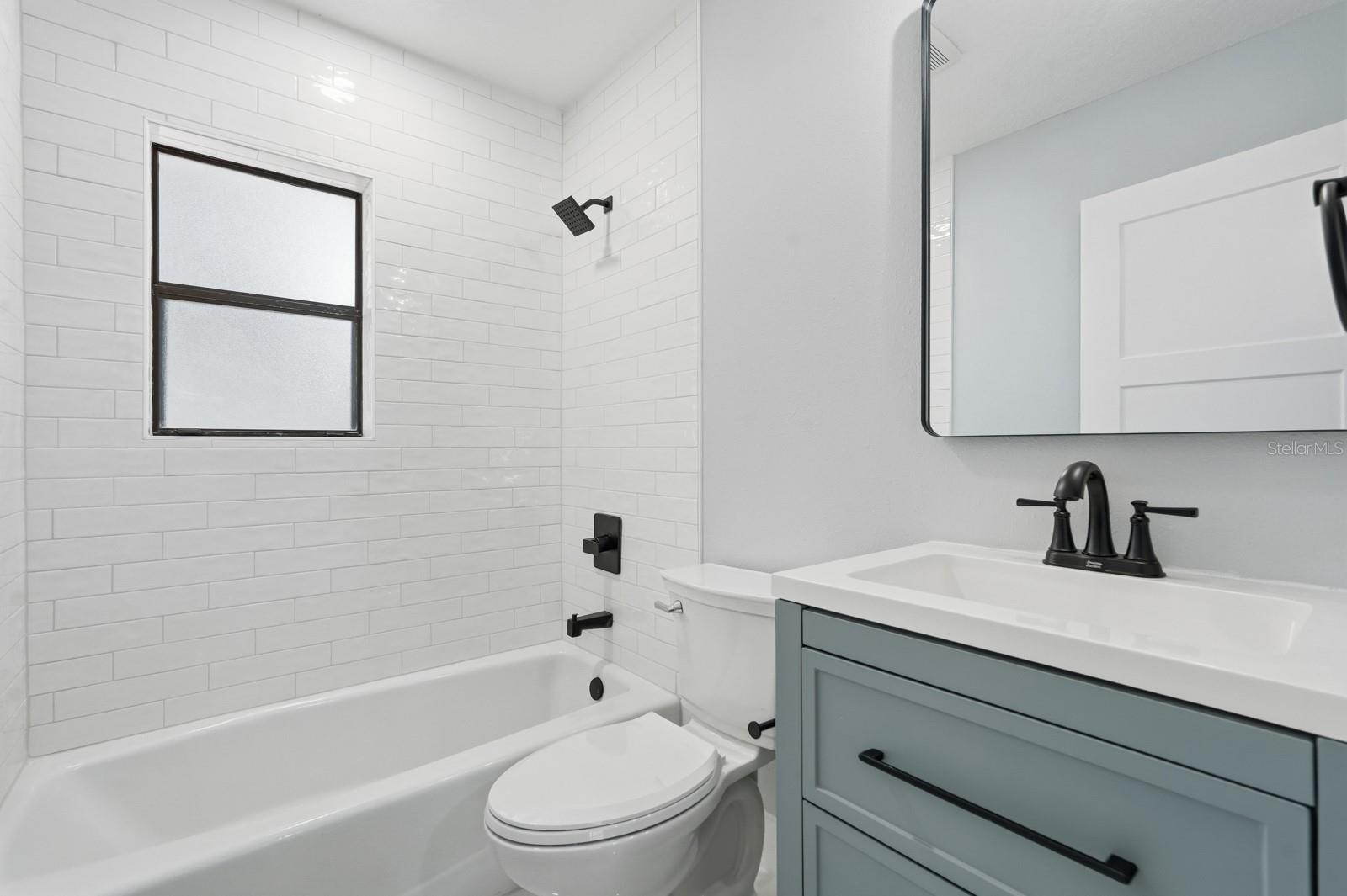 Image 33 of 49 For 341 Alabama Avenue