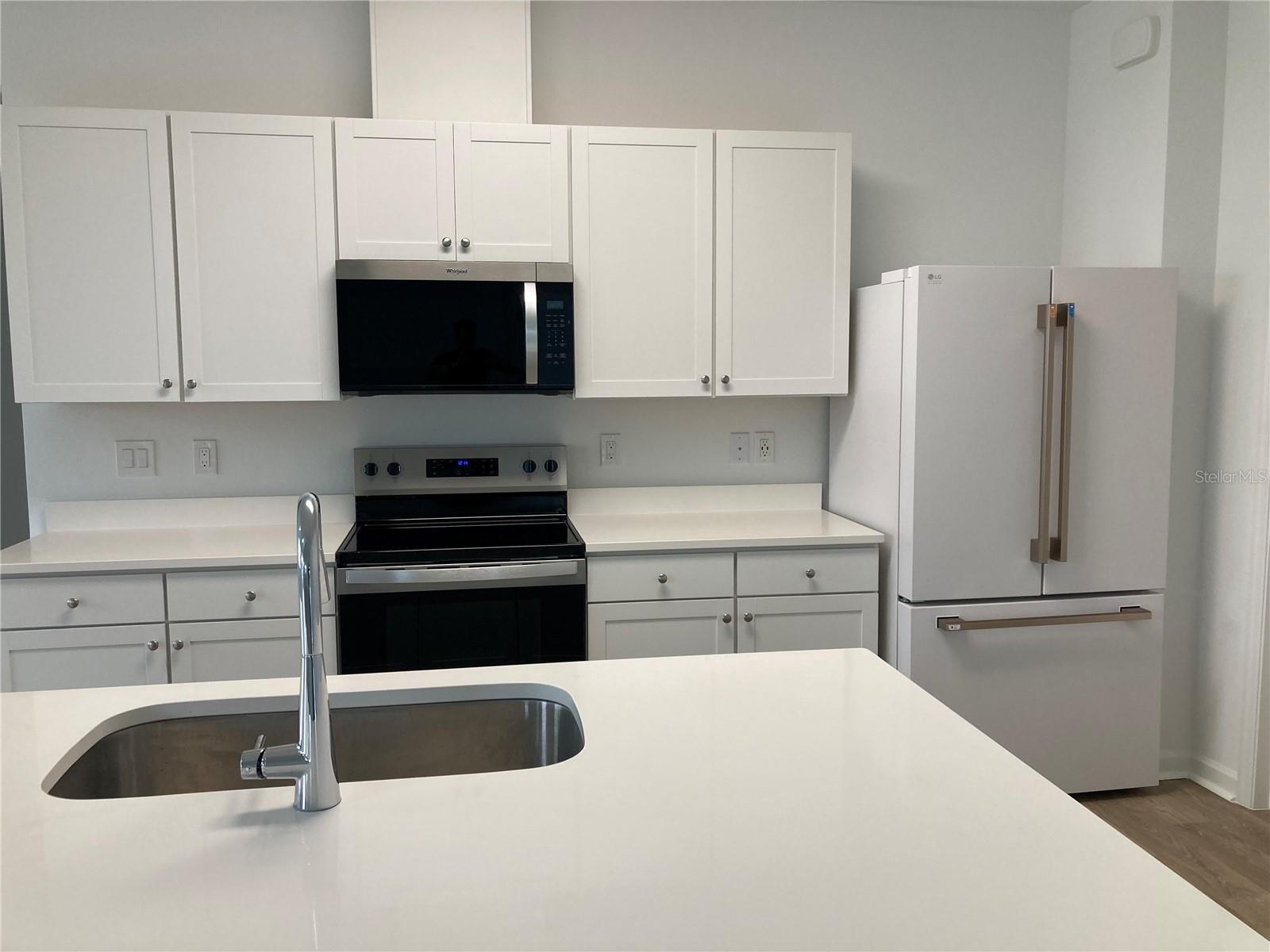 Image 20 of 83 For 280 Last Mango