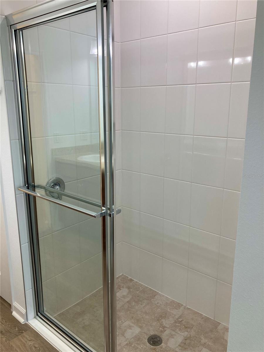 Image 39 of 83 For 280 Last Mango