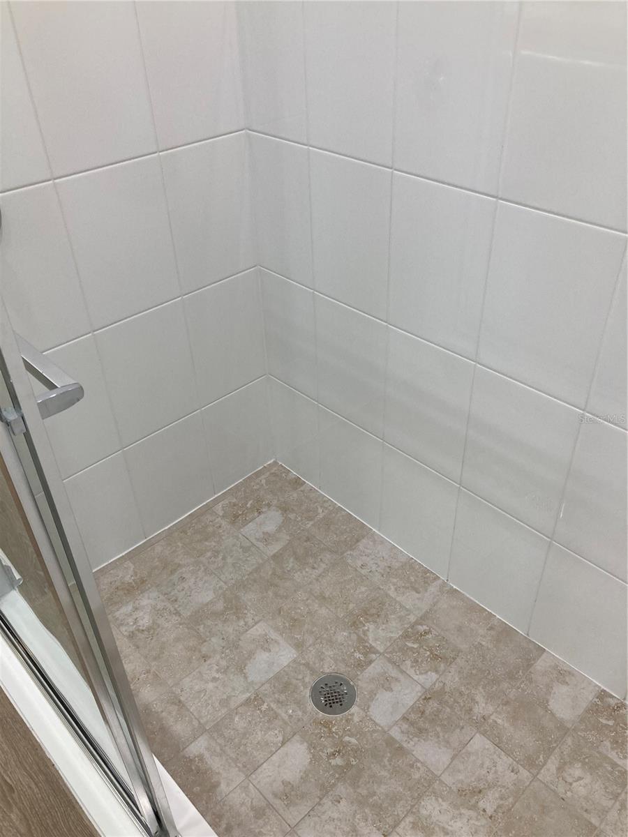 Image 40 of 83 For 280 Last Mango