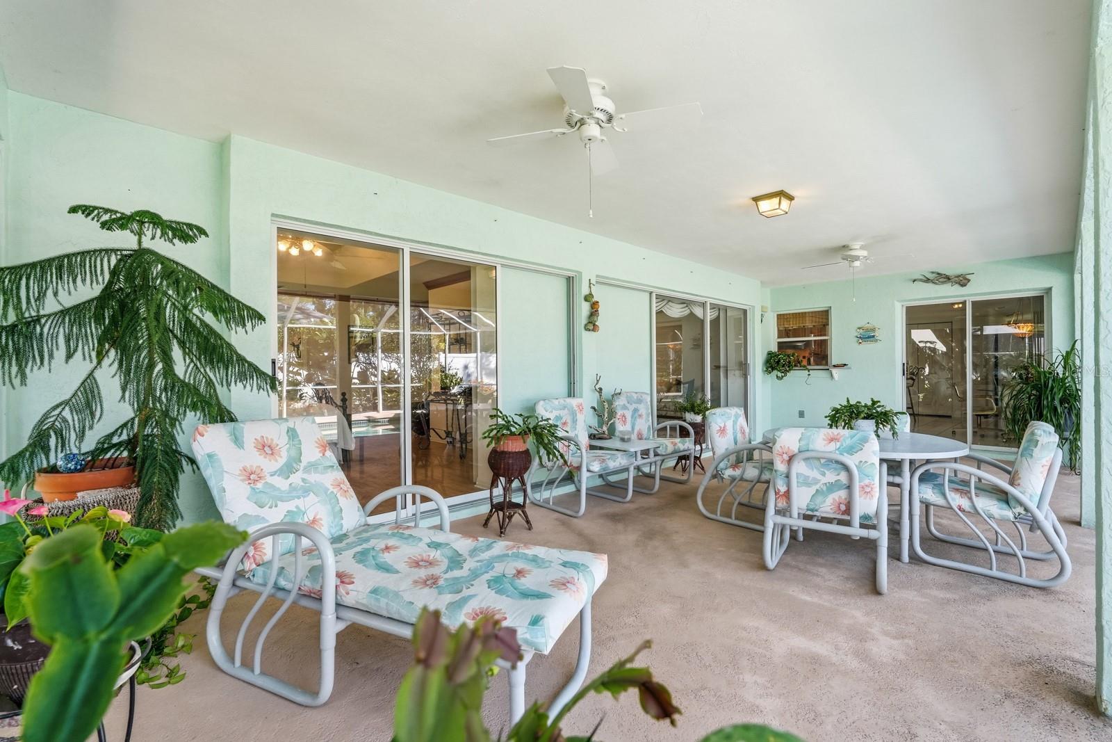 Image 41 of 49 For 33 Poinsettia Lane