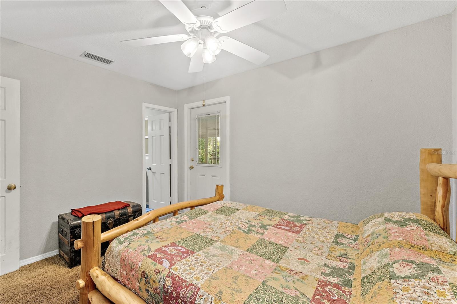 Image 11 of 52 For 405 Cherry Street