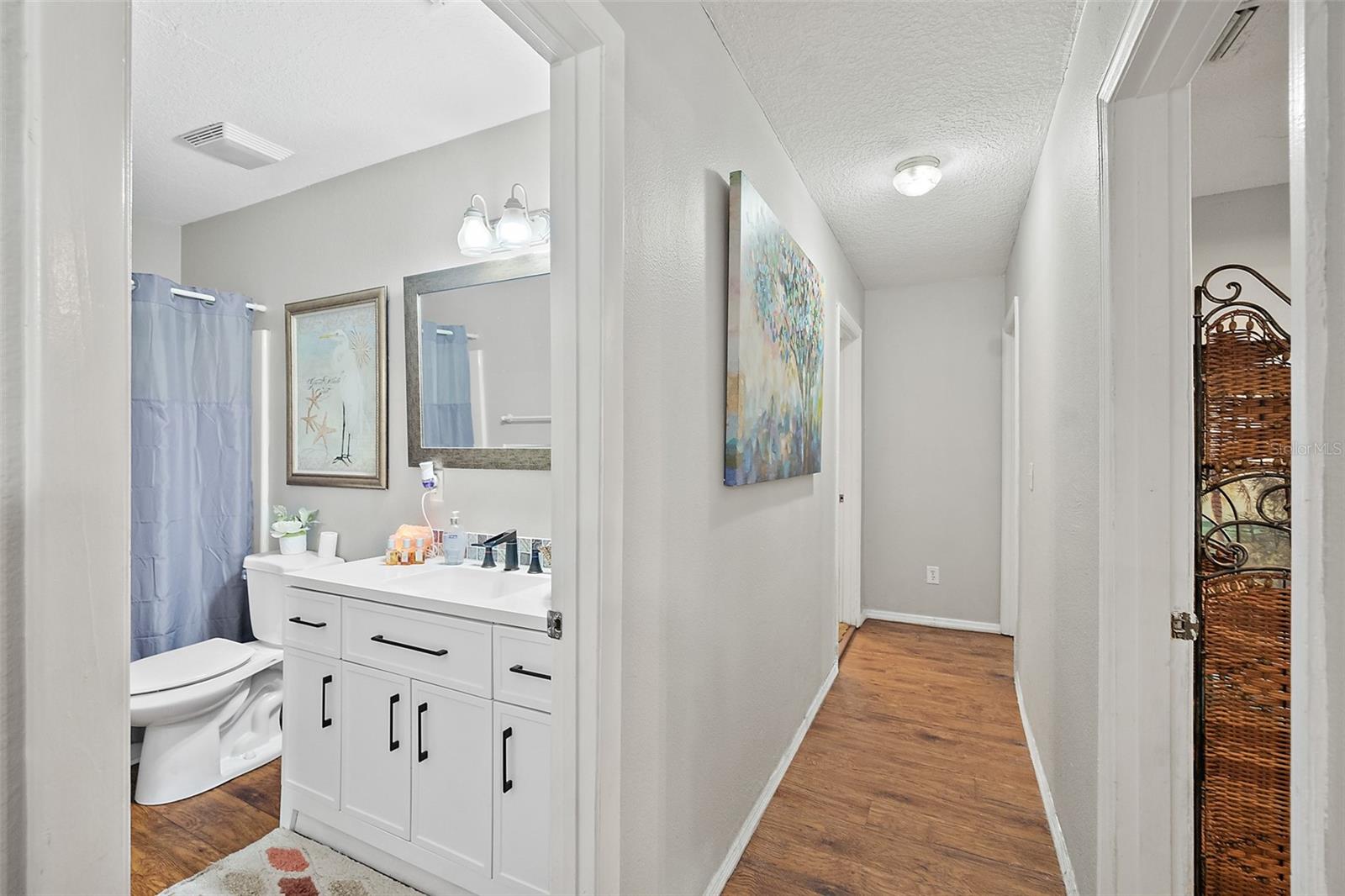 Image 13 of 52 For 405 Cherry Street