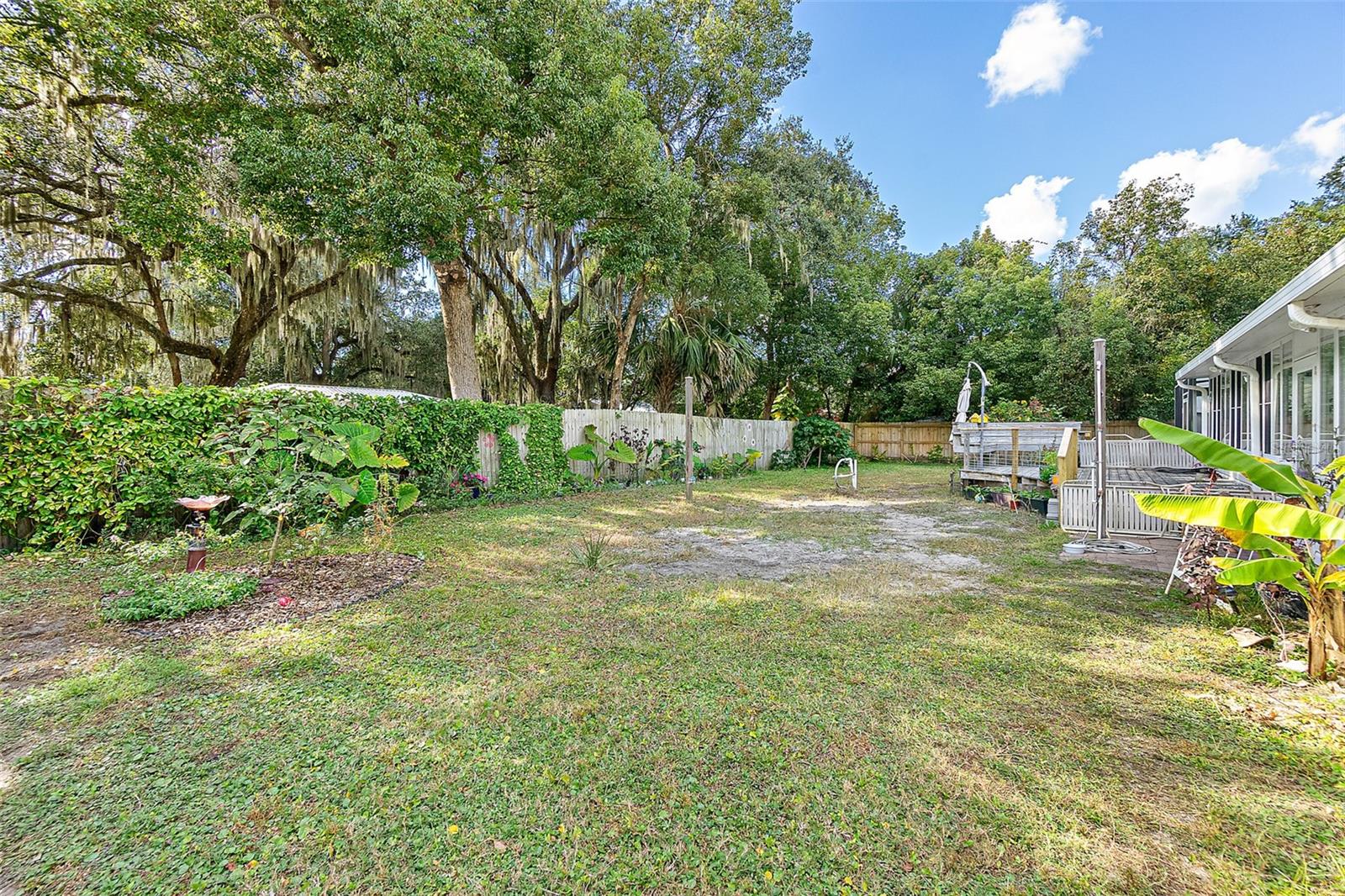 Image 28 of 52 For 405 Cherry Street