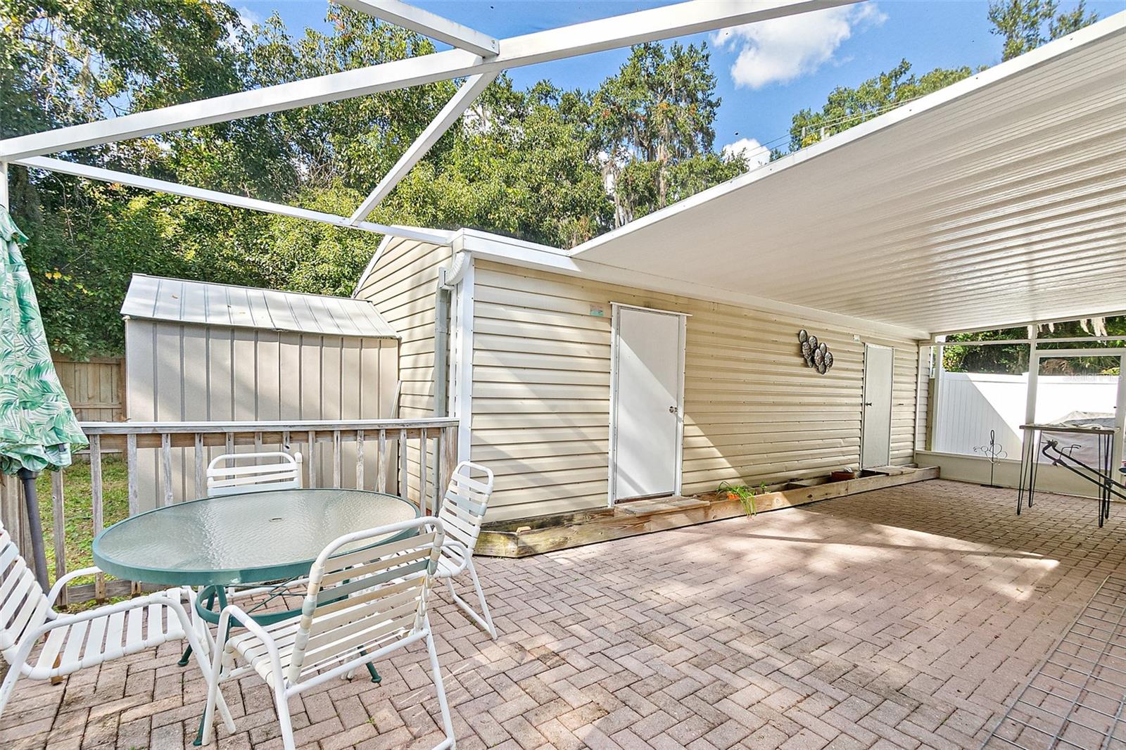 Image 34 of 52 For 405 Cherry Street