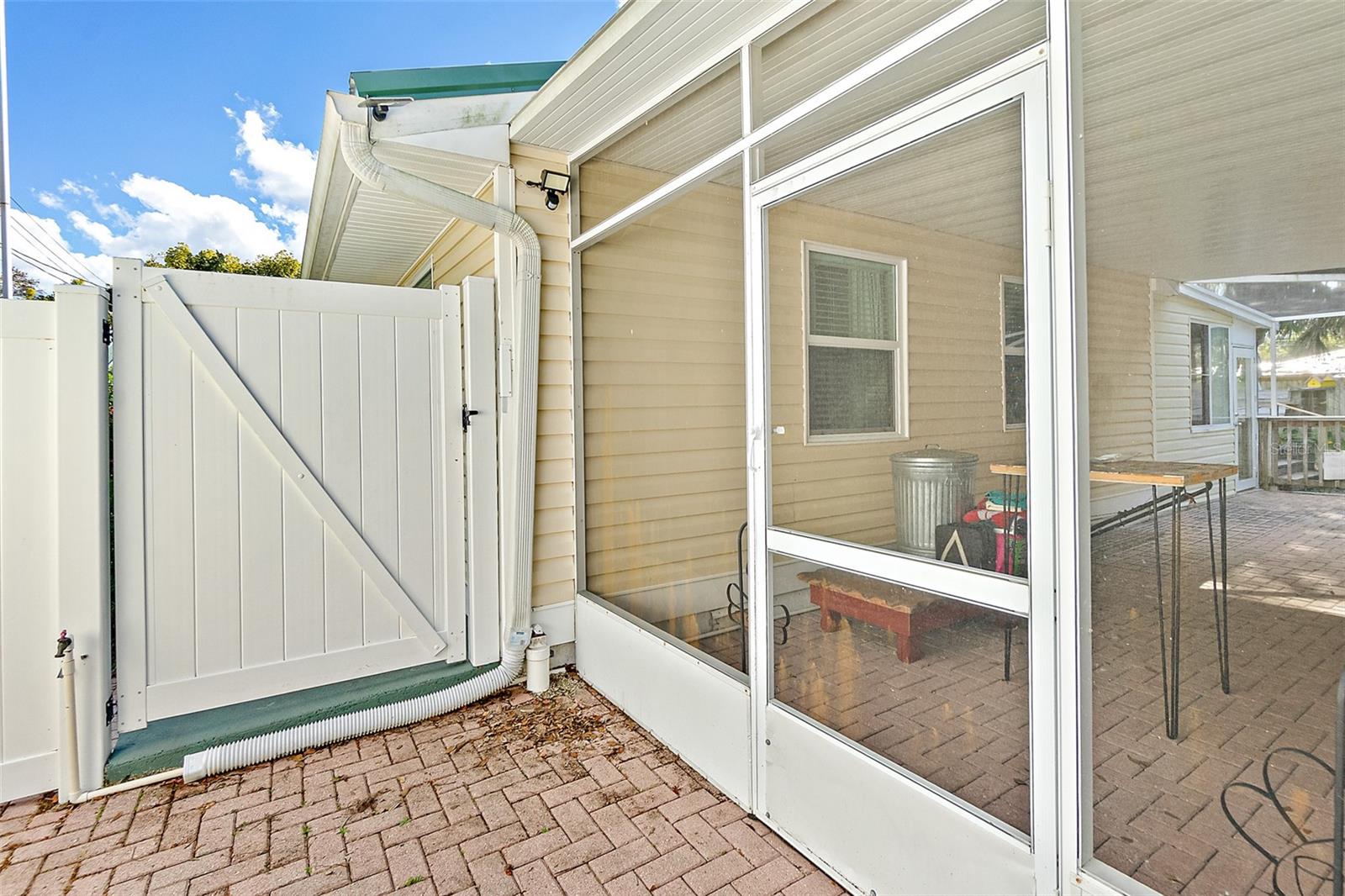 Image 38 of 52 For 405 Cherry Street