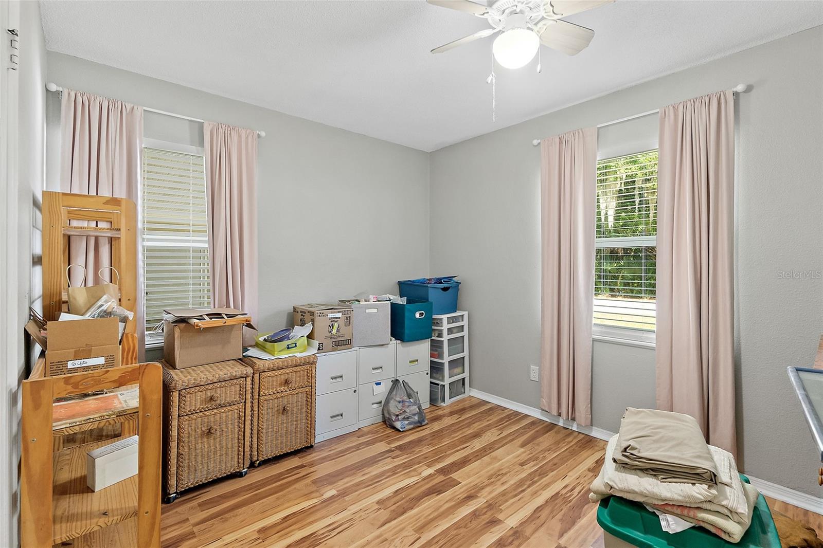 Image 4 of 52 For 405 Cherry Street