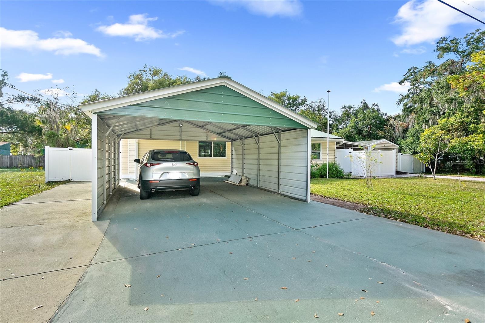 Image 40 of 52 For 405 Cherry Street