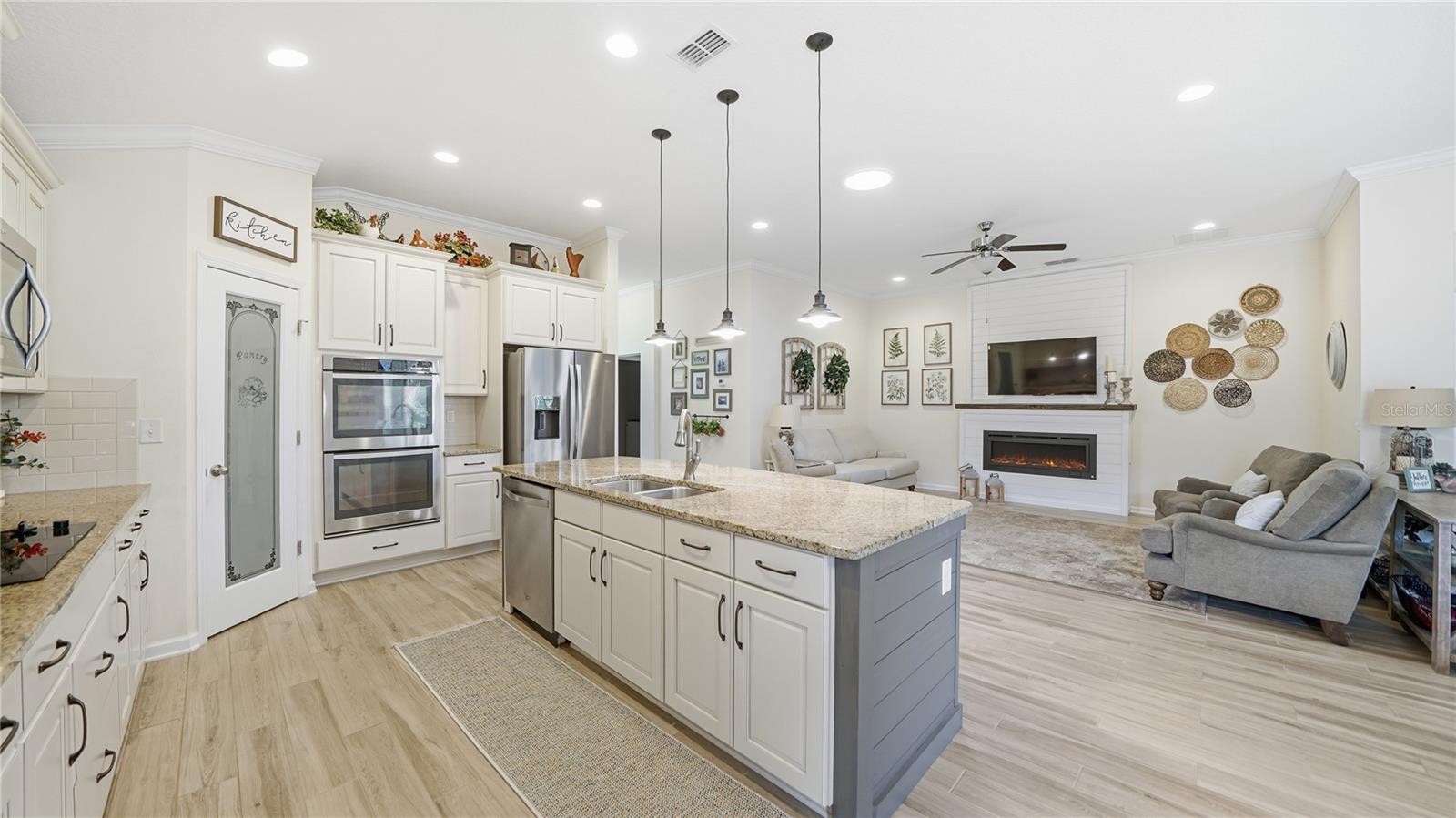 Image 11 of 45 For 20 Country Club Harbor Circle