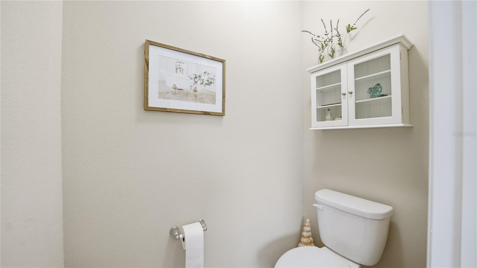 Image 19 of 45 For 20 Country Club Harbor Circle