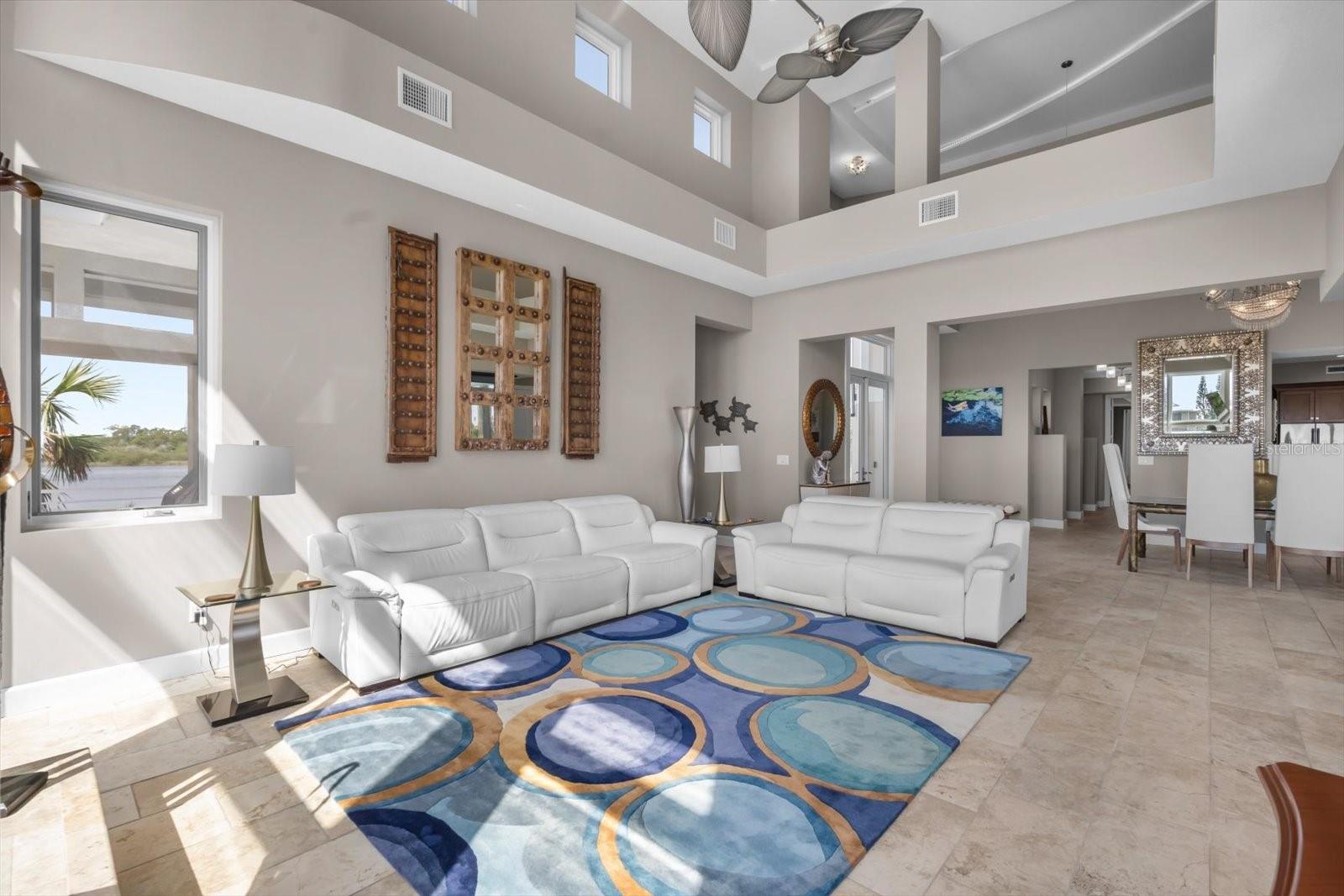 Image 17 of 89 For 2590 Palm Avenue