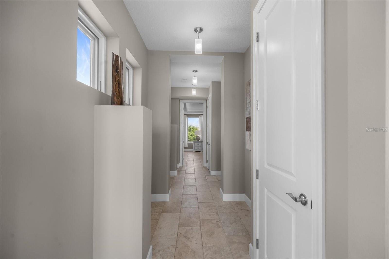 Image 25 of 89 For 2590 Palm Avenue