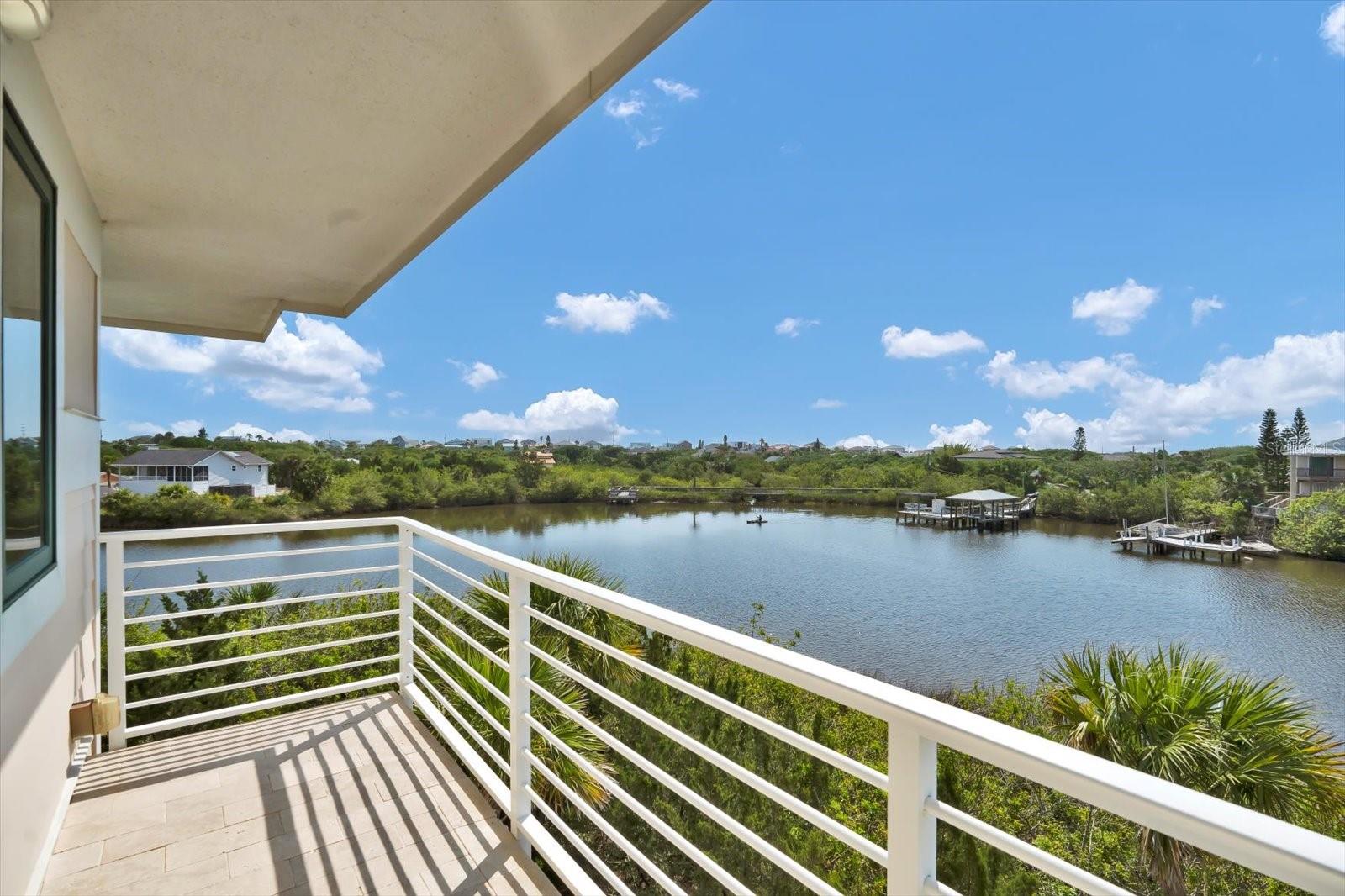 Image 62 of 89 For 2590 Palm Avenue