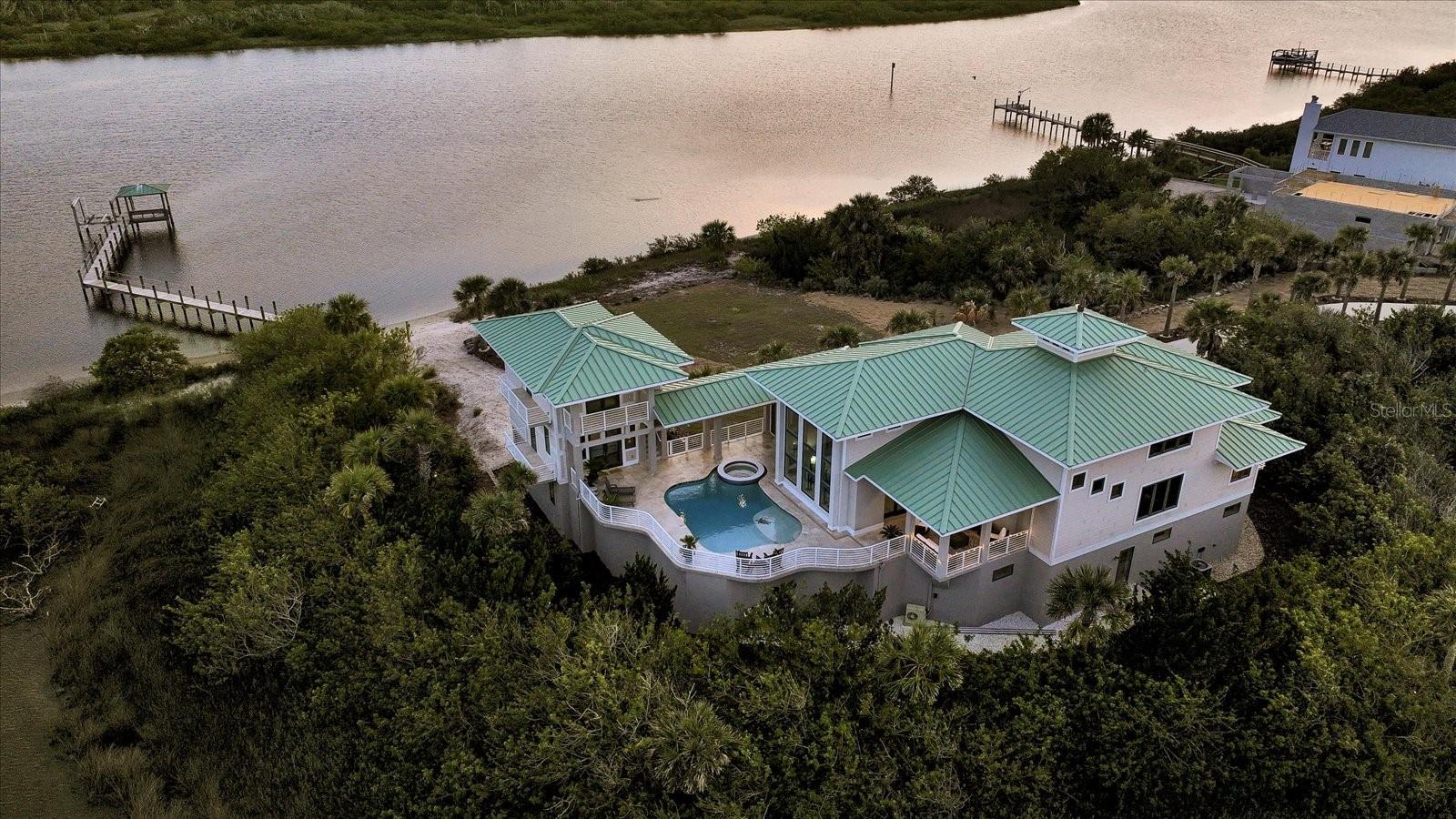 Image 76 of 89 For 2590 Palm Avenue