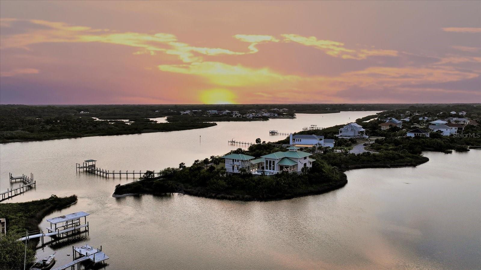 Image 79 of 89 For 2590 Palm Avenue