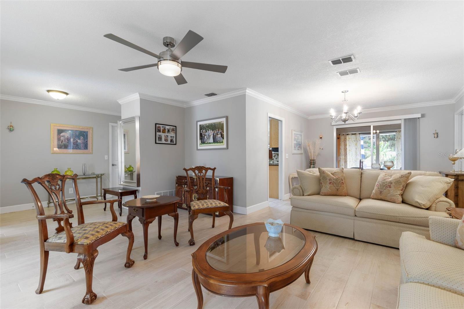 Image 21 of 59 For 77 Westover Lane