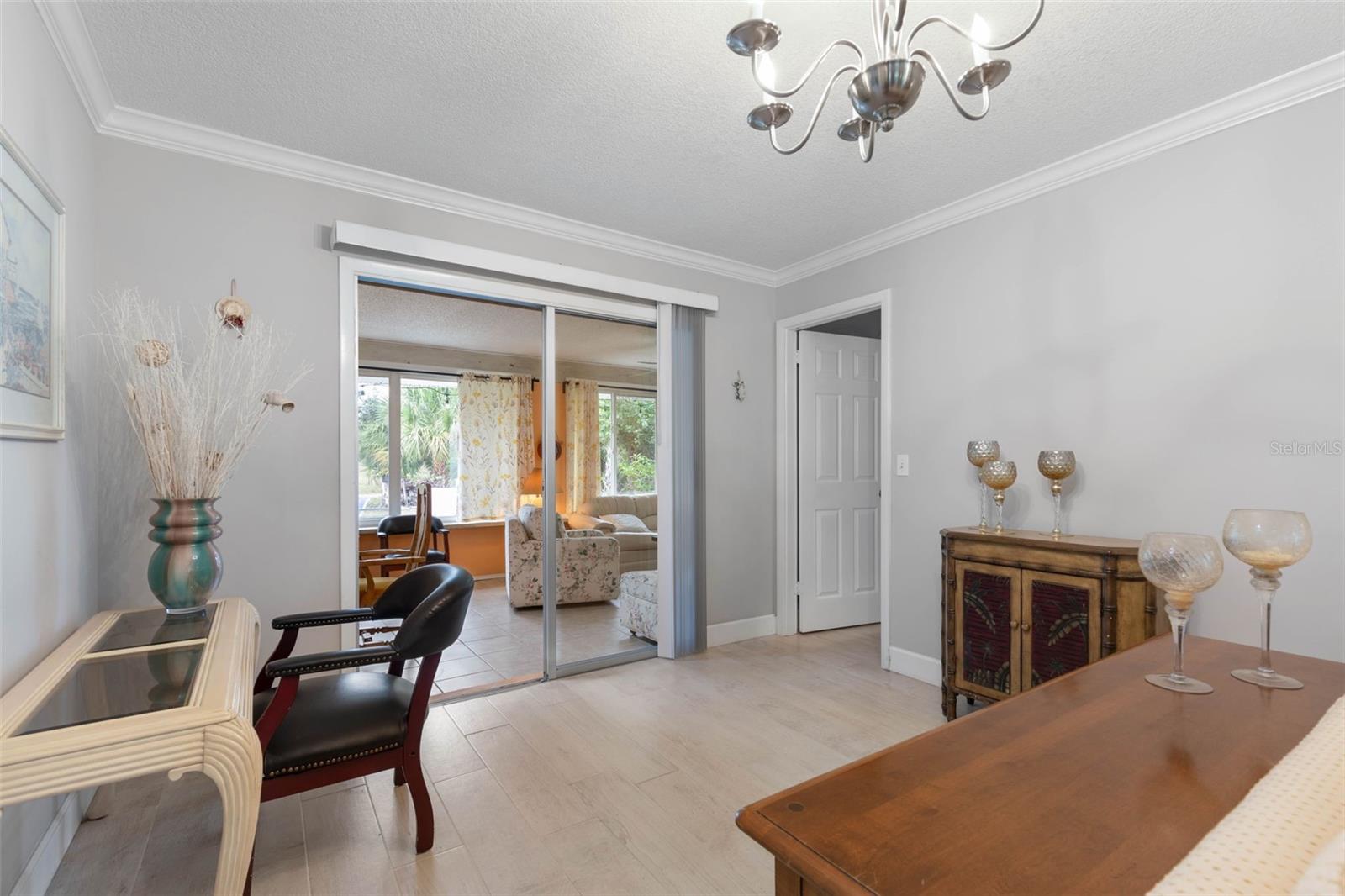 Image 25 of 59 For 77 Westover Lane