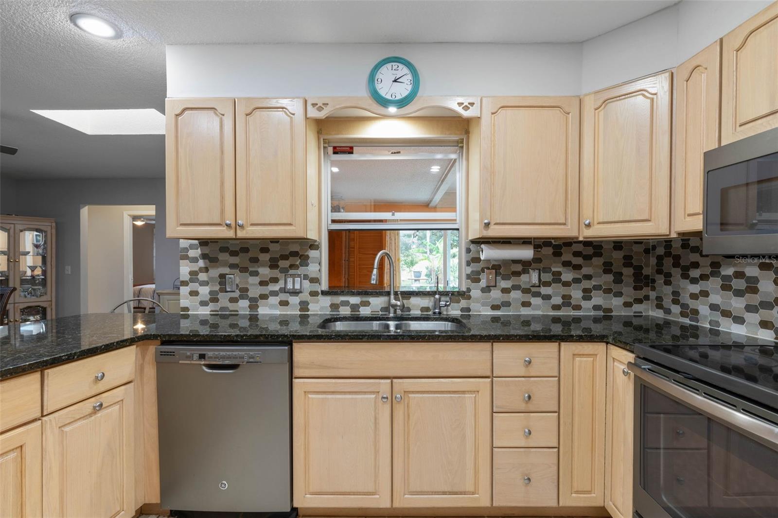 Image 29 of 59 For 77 Westover Lane