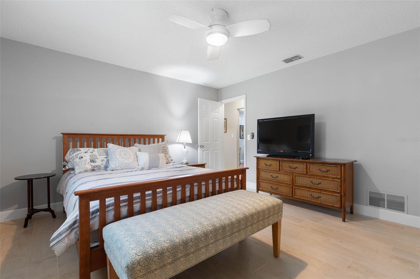 Image 45 of 59 For 77 Westover Lane