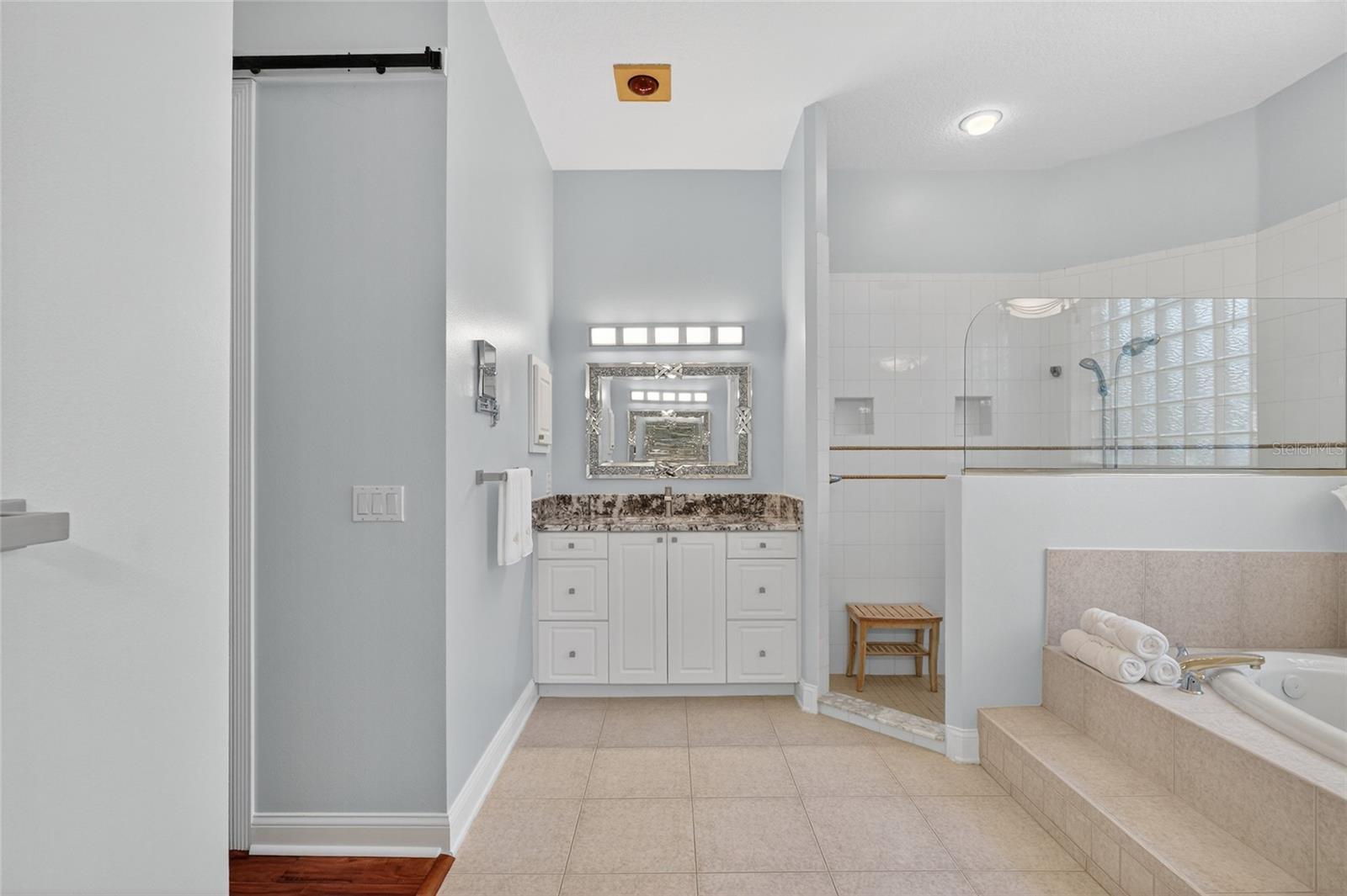 Image 35 of 90 For 79 Front Street