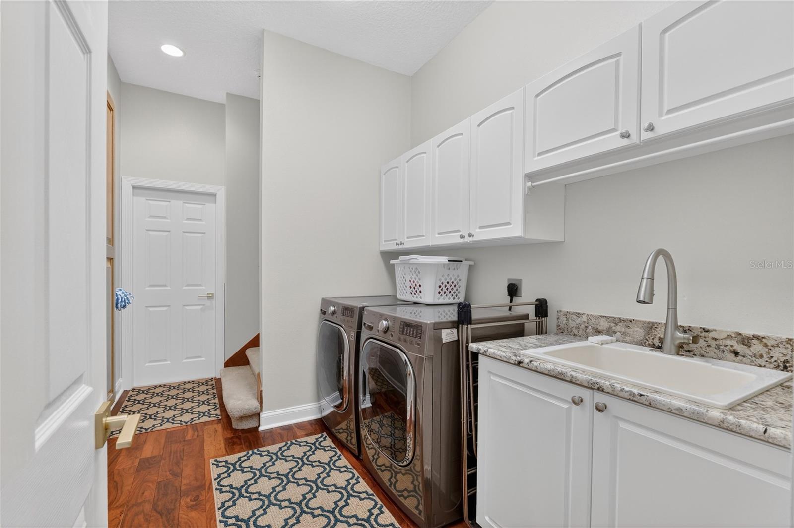 Image 45 of 90 For 79 Front Street