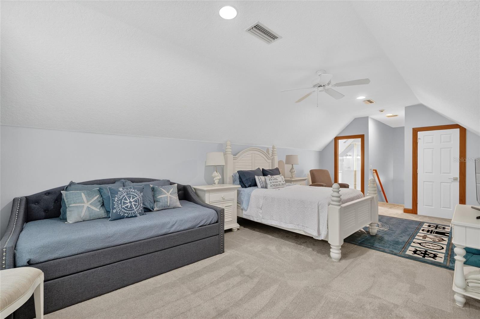 Image 49 of 90 For 79 Front Street