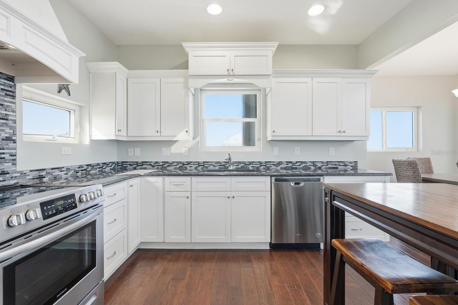 Image 37 of 83 For 3431 Ocean Shore Boulevard