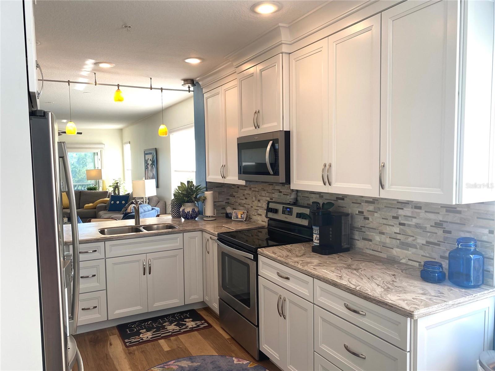 Image 12 of 76 For 700 Canopy Walk Lane 735