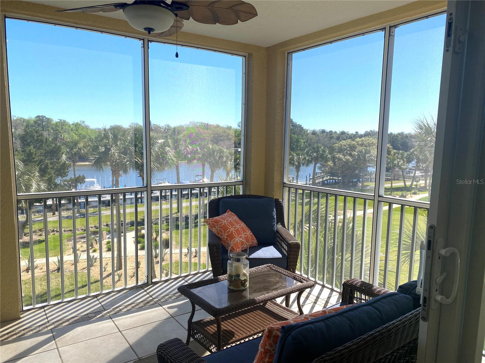 Image 21 of 76 For 700 Canopy Walk Lane 735