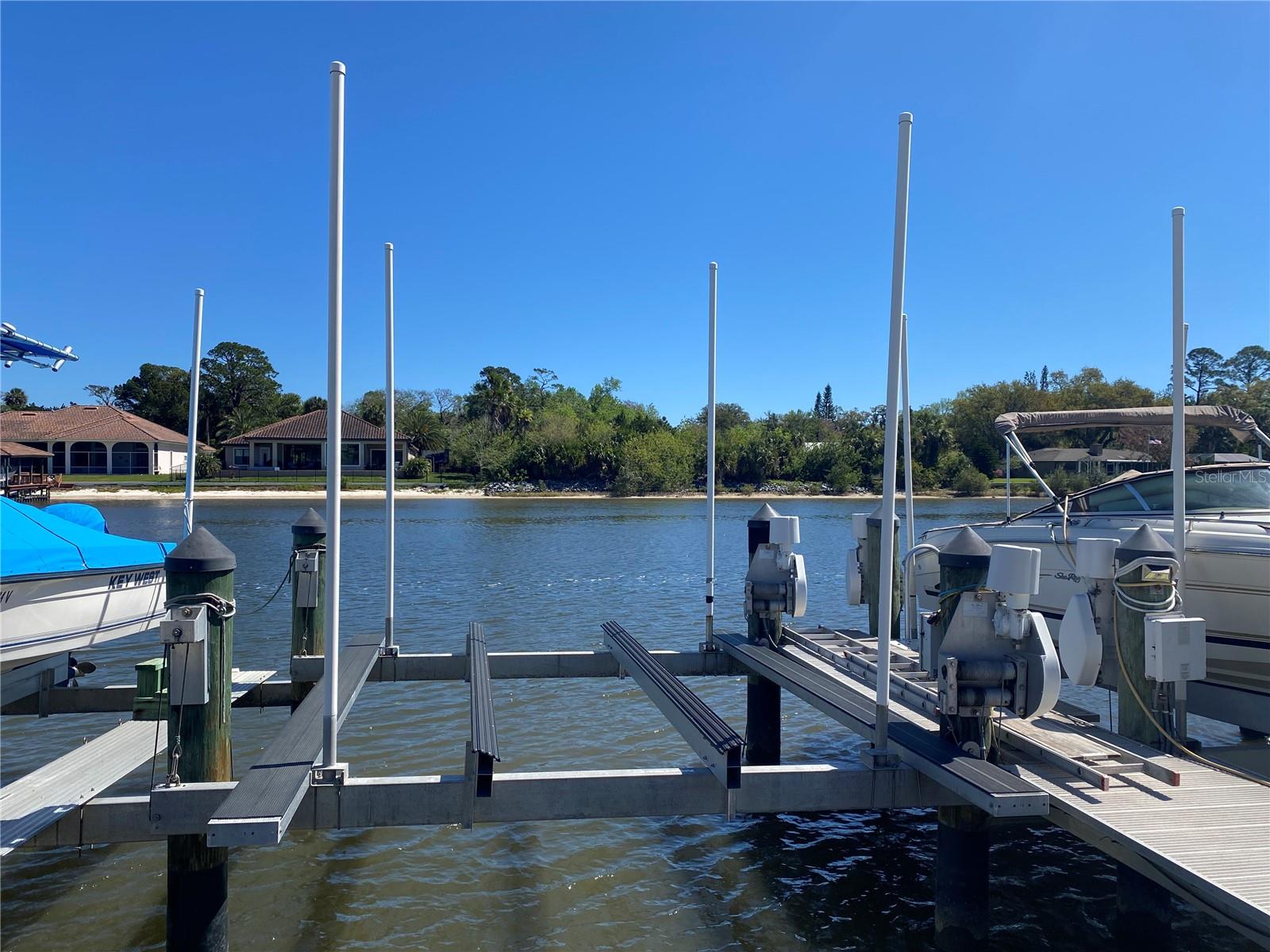 Image 51 of 76 For 700 Canopy Walk Lane 735