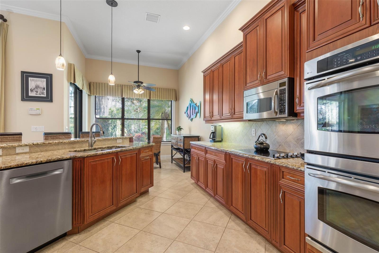 Image 6 of 100 For 30 Lakeside Drive