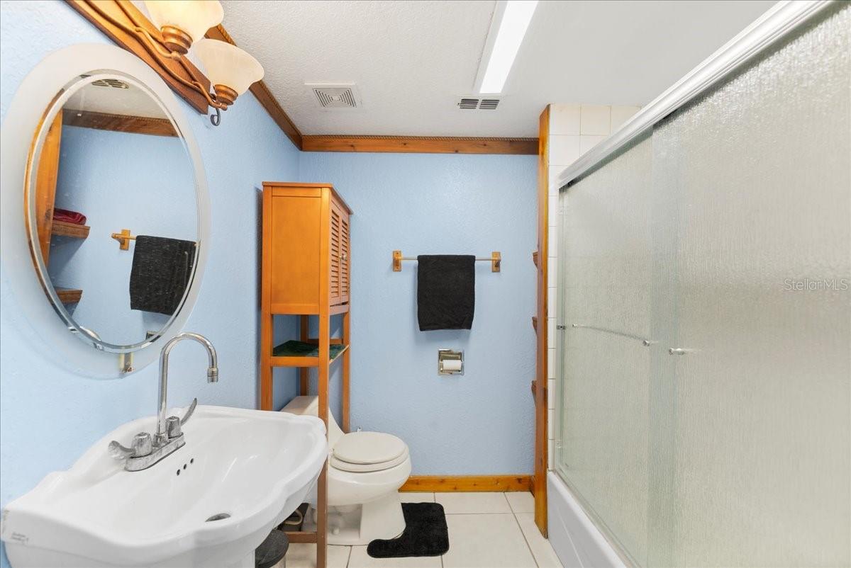 Image 12 of 62 For 6140 County Road 315c