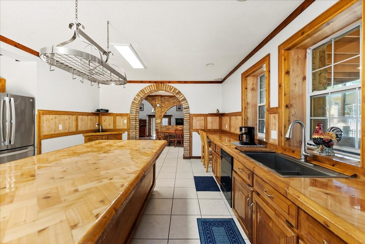 Image 17 of 62 For 6140 County Road 315c