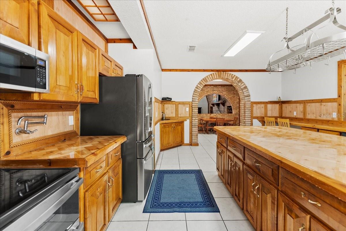 Image 46 of 62 For 6140 County Road 315c