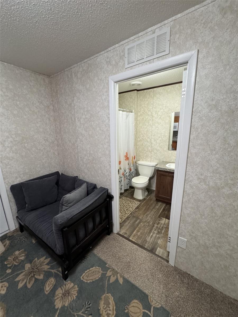 Image 21 of 52 For 1111 Avenue G