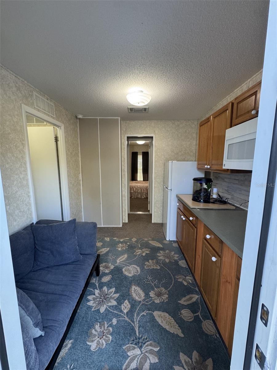 Image 22 of 52 For 1111 Avenue G