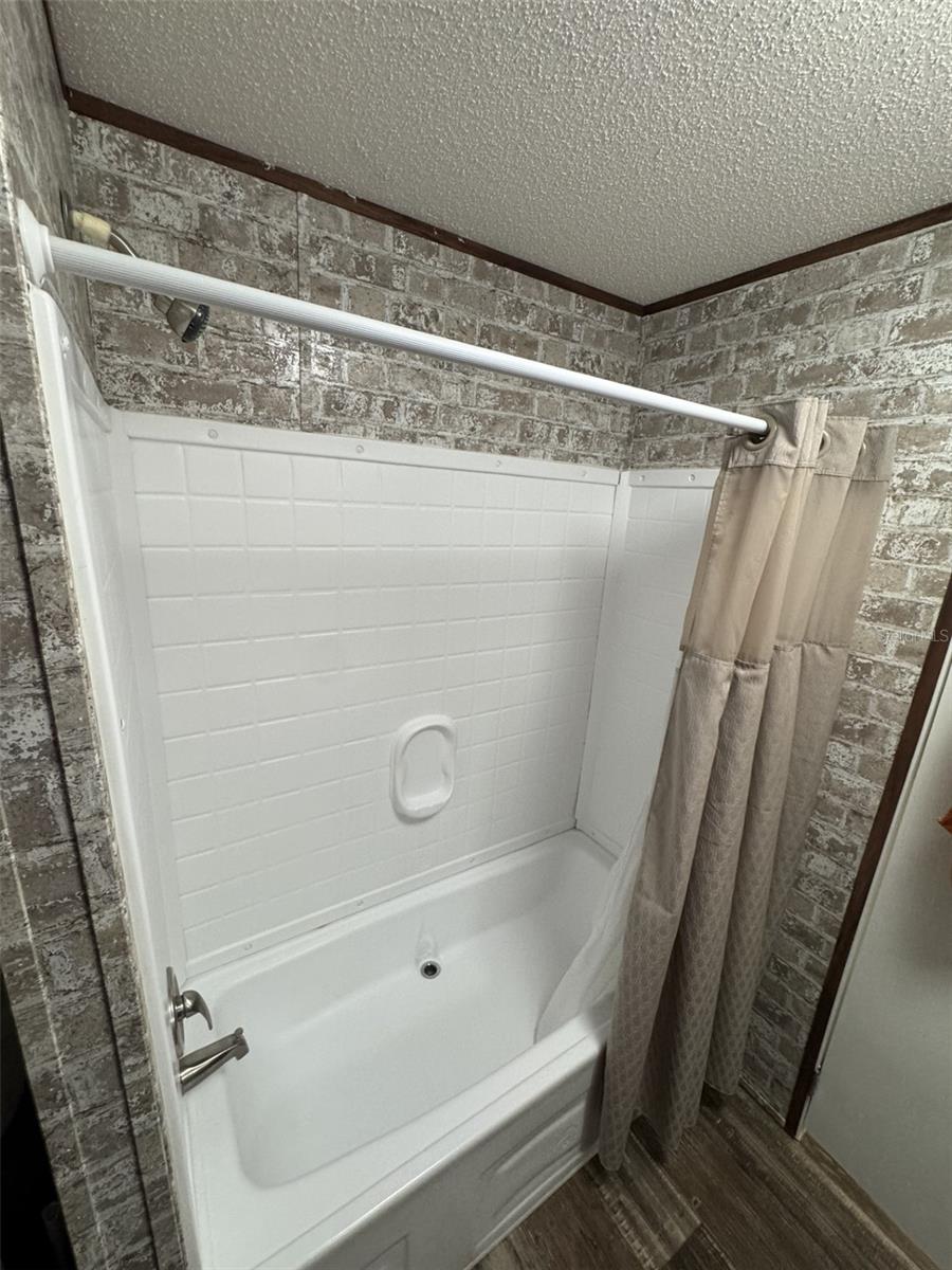 Image 25 of 52 For 1111 Avenue G