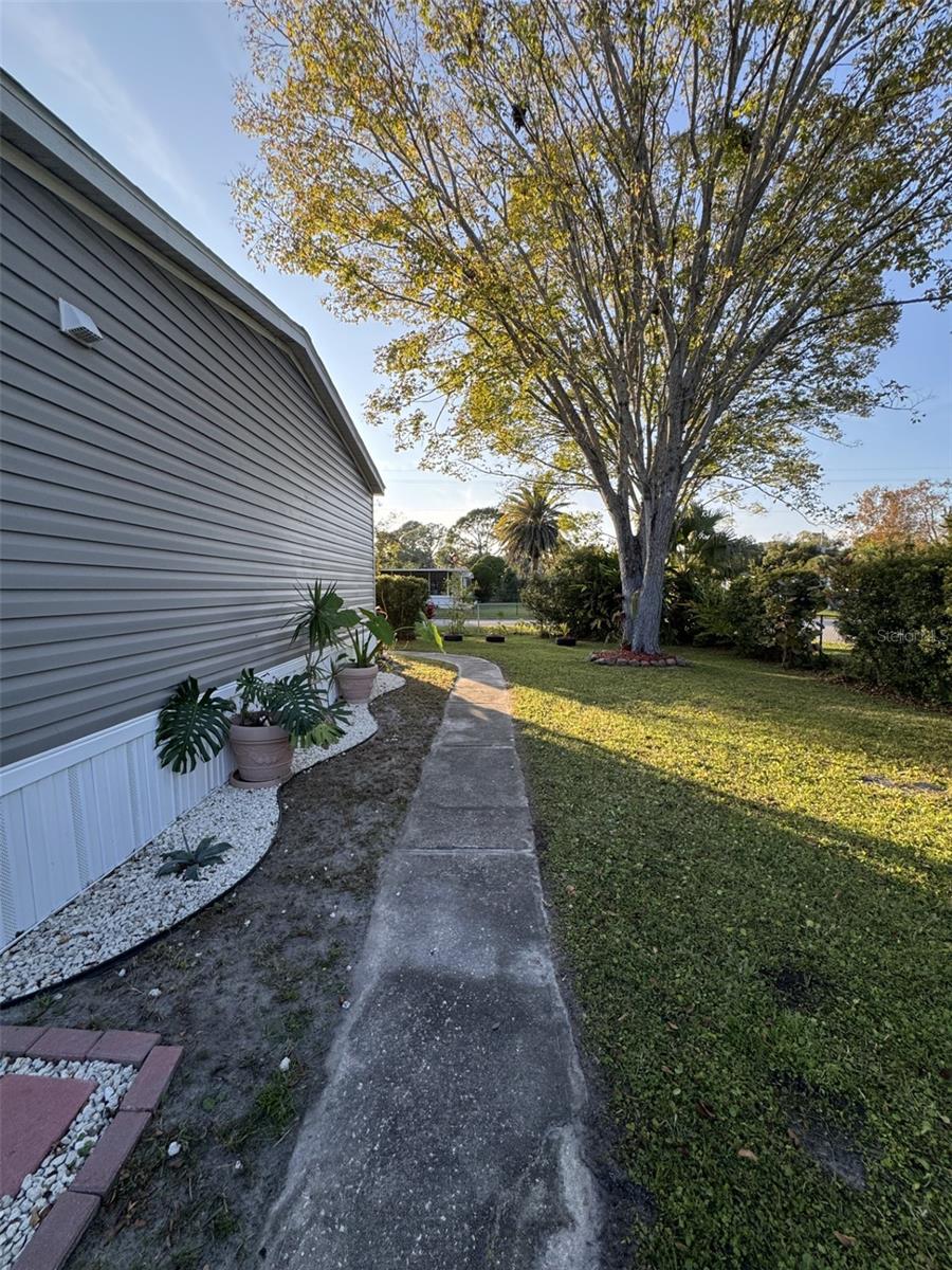 Image 30 of 52 For 1111 Avenue G