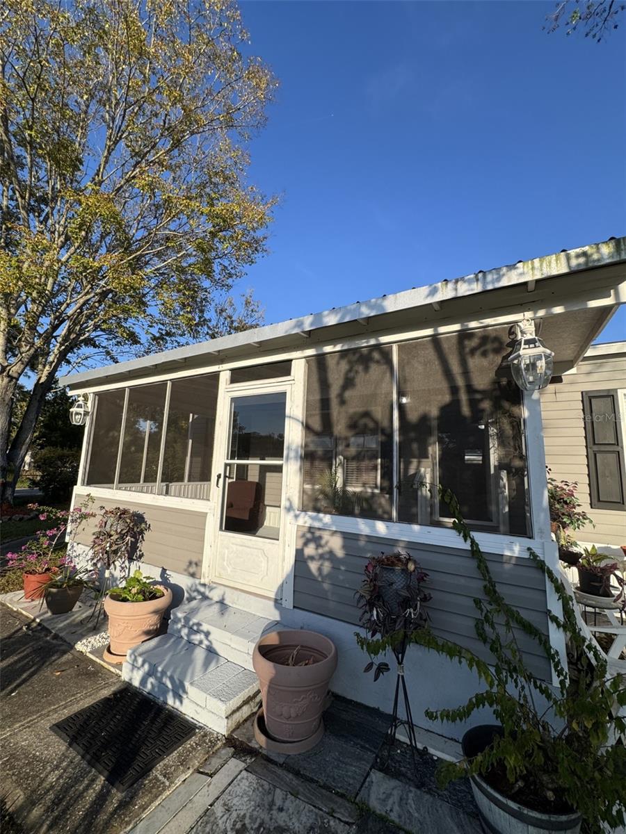 Image 42 of 52 For 1111 Avenue G