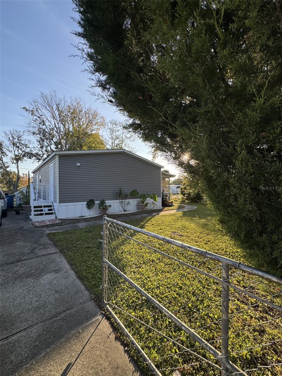 Image 44 of 52 For 1111 Avenue G