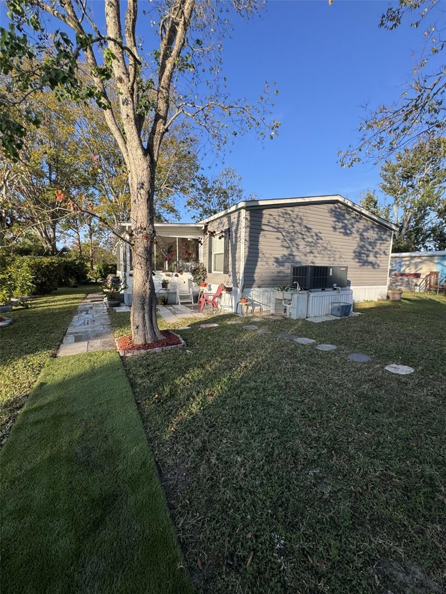 Image 46 of 52 For 1111 Avenue G