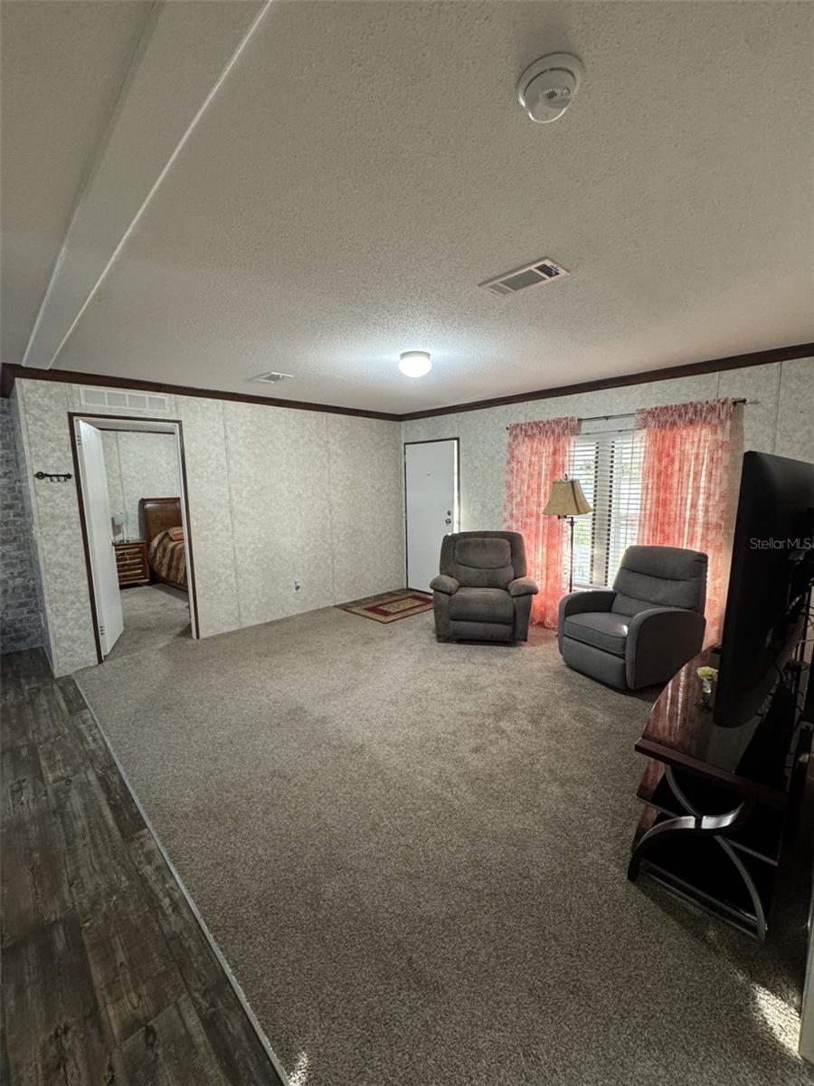 Image 9 of 52 For 1111 Avenue G