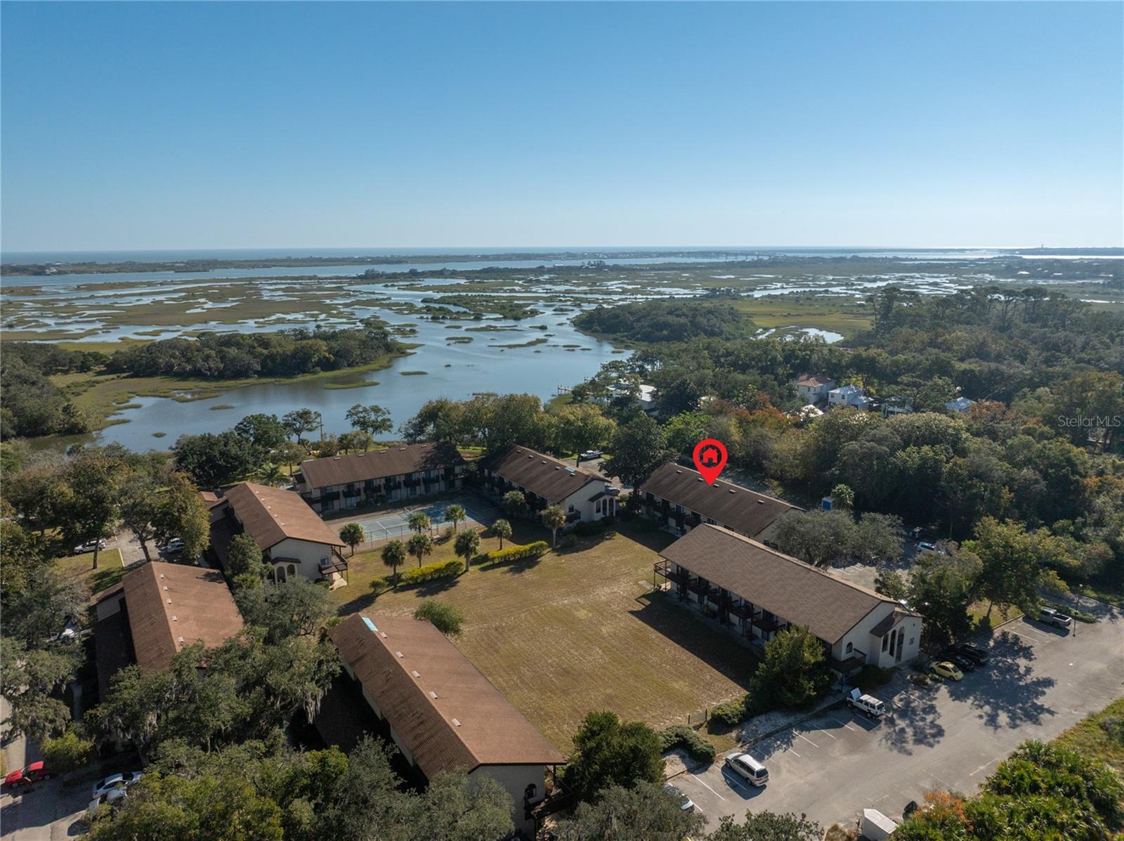 Image 30 of 36 For 1255 Ponce Island Drive 777