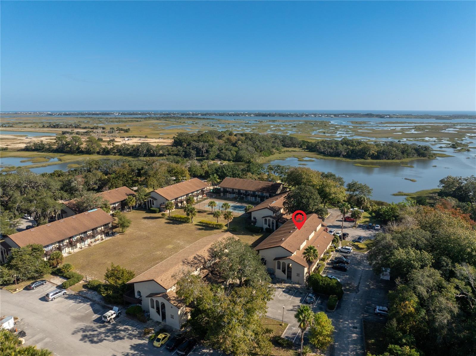 Image 31 of 36 For 1255 Ponce Island Drive 777