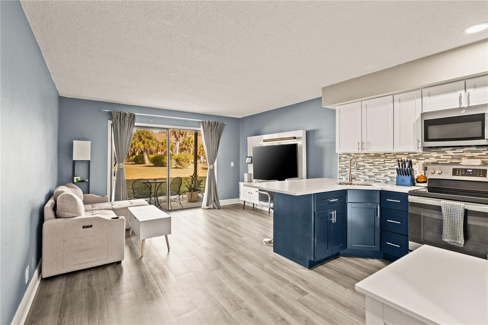 Image 5 of 36 For 1255 Ponce Island Drive 777