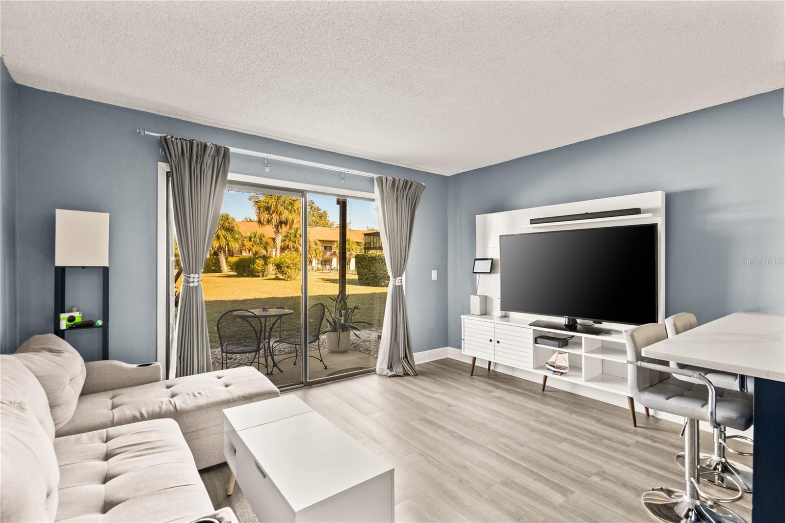 Image 9 of 36 For 1255 Ponce Island Drive 777